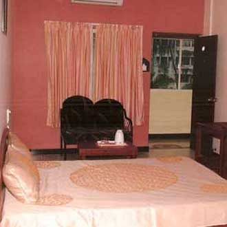 Woodside Hotel มังคาลอร์ ภายนอก รูปภาพ