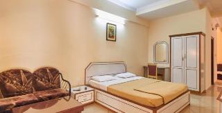 Woodside Hotel มังคาลอร์ ภายนอก รูปภาพ