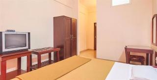 Woodside Hotel มังคาลอร์ ภายนอก รูปภาพ